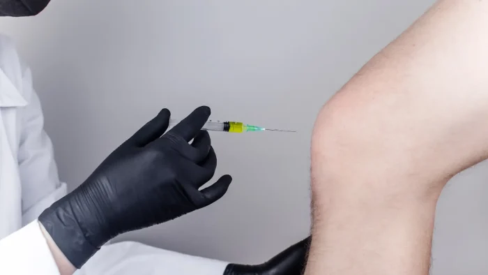 Knee injection. 