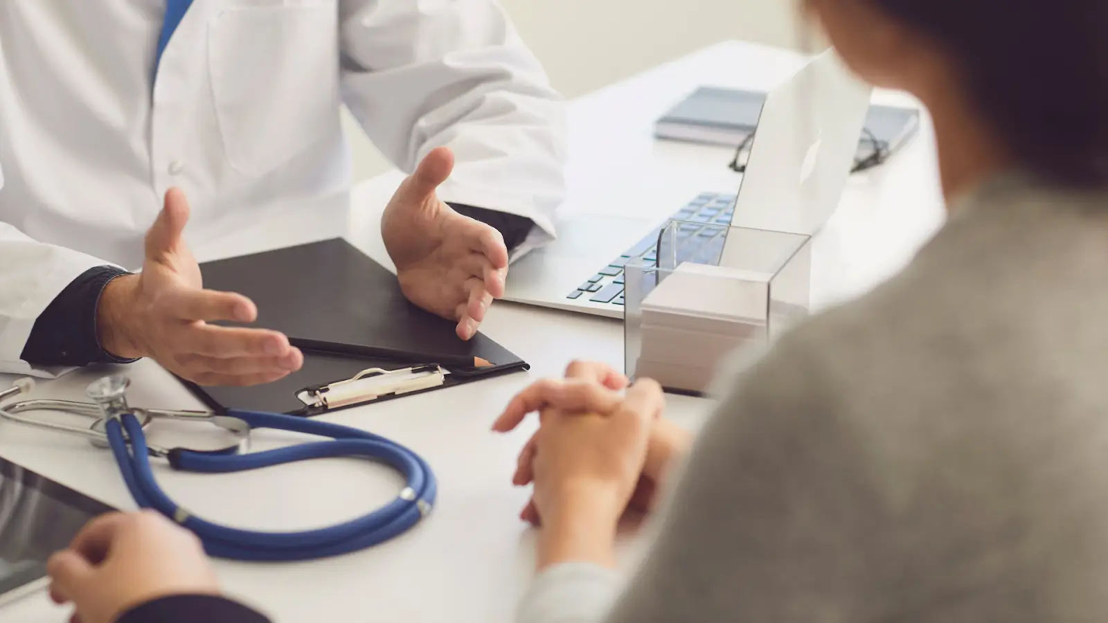 Doctors talking to each other.